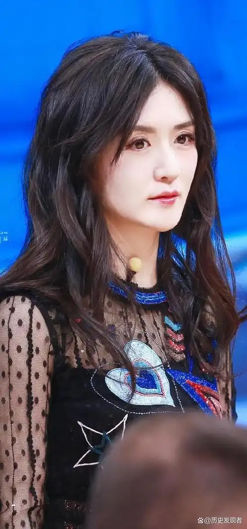 李小冉一番话,戳穿了谢娜的"真实人品",难怪10年闺蜜不再来往