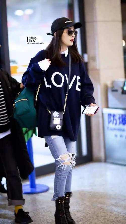 杨幂 机场私服街拍