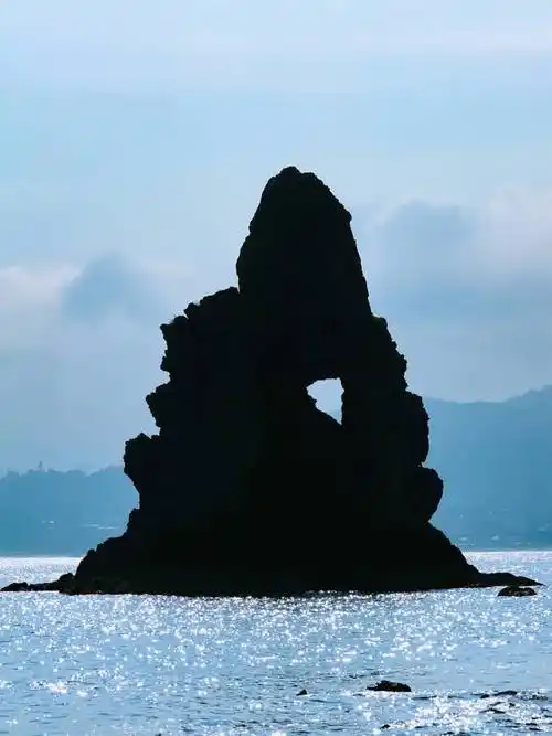 青岛地标景观之一"石老人"损毁坍塌 已采取临时性保护措施