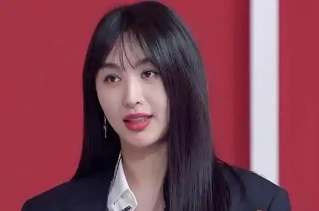 李菲儿被质疑整容翻车,你觉得她的脸整垮了吗?