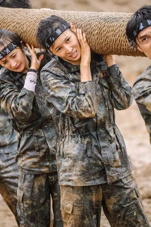 真正男子汉张蓝心吃苦耐劳突破自我的大长腿猎人