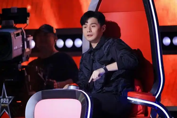 冠军导师归来2020中国好声音重磅来袭李荣浩回归坐镇