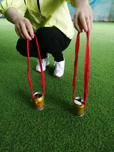 蓝贝贝幼儿园自制教具《小小音乐坊》和《踩高跷》制作老师:庹庆云,钟