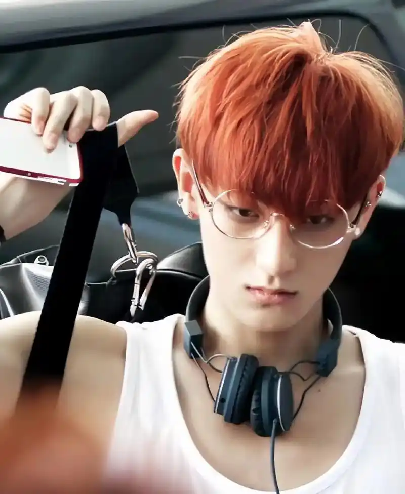 黄子韬 #黄子韬exo时期造型图 #exo舞台 - 抖音