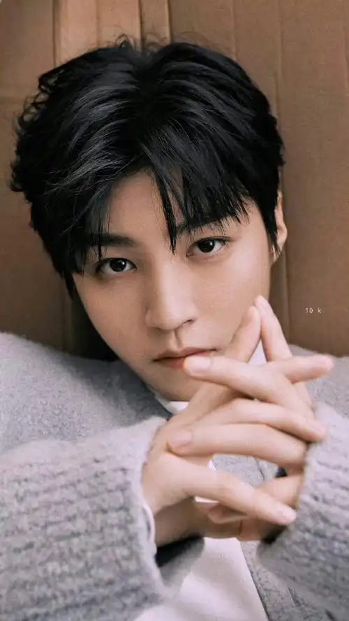 tfboys眼部特写#王俊凯这双会爱人,更让人爱的漂亮大眼睛就是最展贵