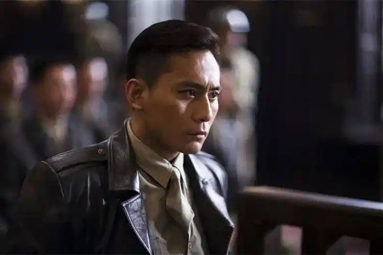 75 刘烨饰演角色剧照(图源网络)大众所熟知的刘烨,更多地出现在影视