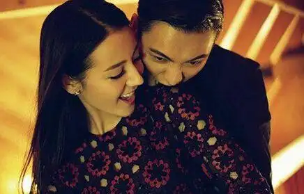 baby和陈伟霆亲吻照图 baby和陈伟霆互为初恋为什么分手