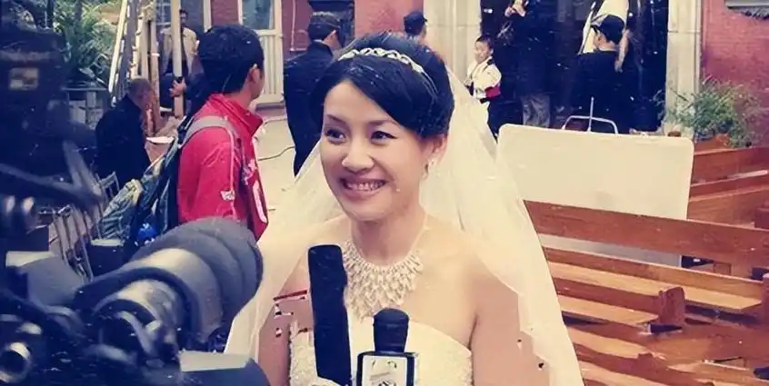 张黎导演五任妻子是谁(张黎的五个老婆分别是谁)(图36)