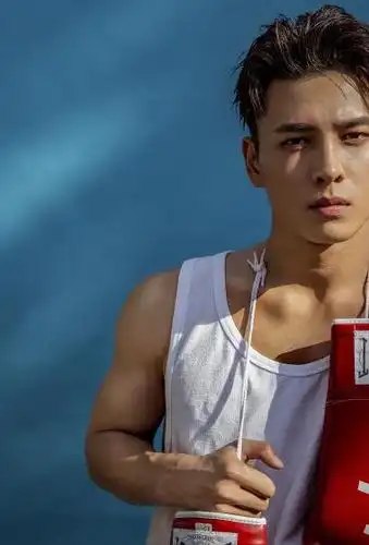 洪尧肌肉运动写真图片55