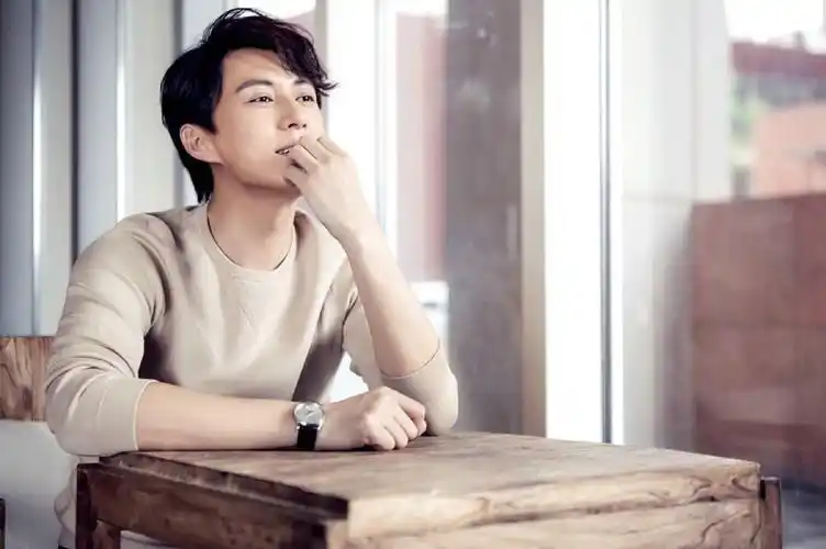 嗯嗯嗯～哥哥我就是帅