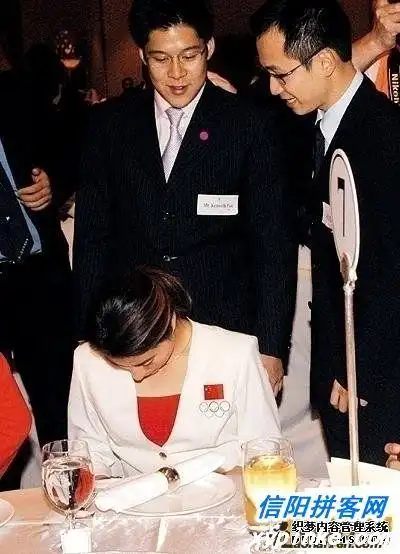 霍启刚与嫩模吴婷上演海战门昔日风流照曝光3