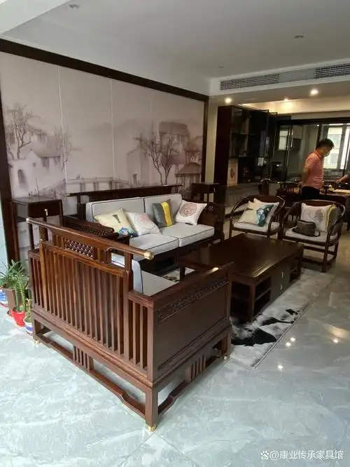 实木新中式客厅家具,质朴又典雅,俘虏了大部分年轻人的心