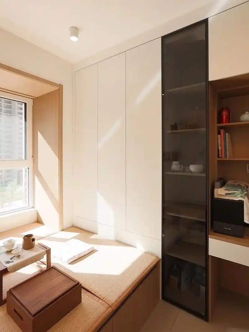 实拍案例书房榻榻米打造家居多功能房