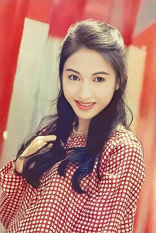 黎姿年轻时候照片清纯甜美,风华永驻