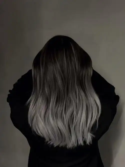 新年限定发色巴黎画染染完想直接焊在头上