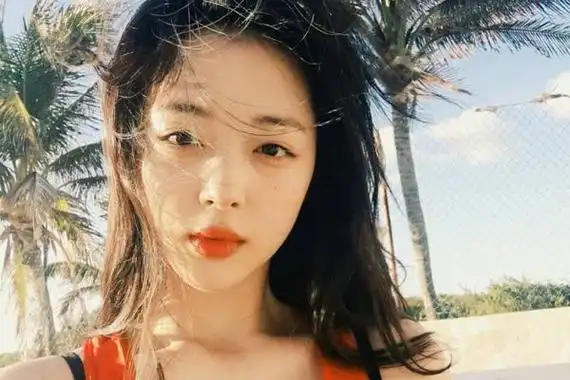 雪莉为什么结束自己的生命(韩国娱乐圈悲惨事件续集再次上演)