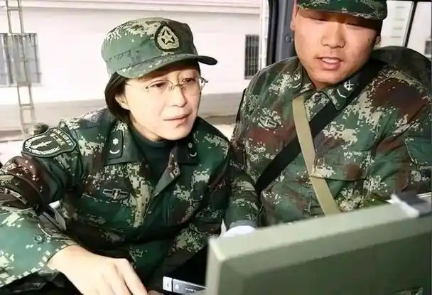 比导弹还可怕的女人?让东风17"打水漂"成现实,美国至今没掌握