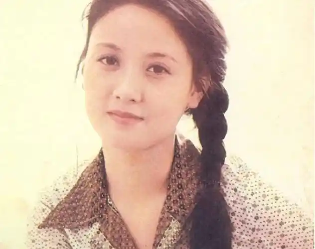 张国立与罗秀春分手34年:他再婚有烦恼,她至今单身牵挂儿子_父亲_时候