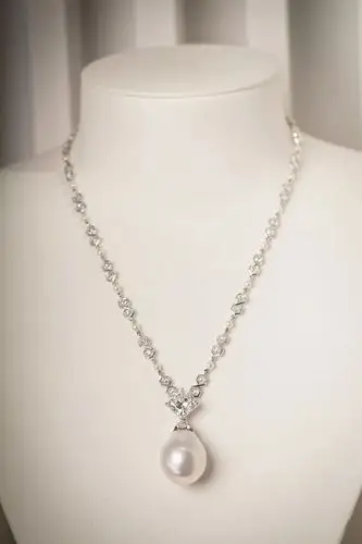 高级珠宝的前生今世卡地亚全新r07sonancesdecartier系列展登陆上海