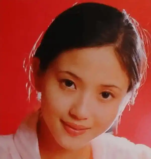 "江南第一美女"陶慧敏:拍戏从不接吻戏,当红时选择嫁给初恋