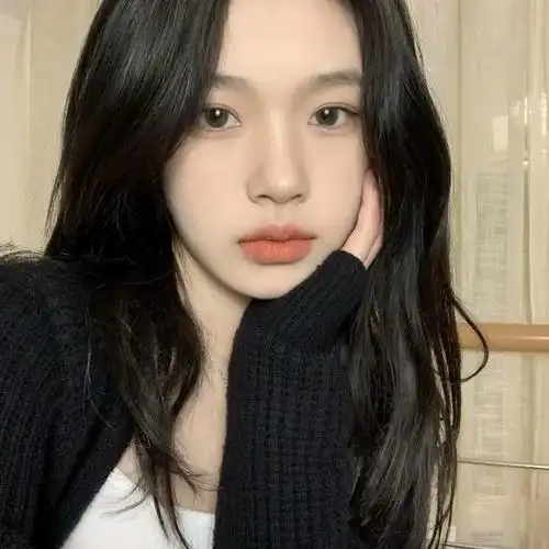 甜酷流行的2021年女生头像