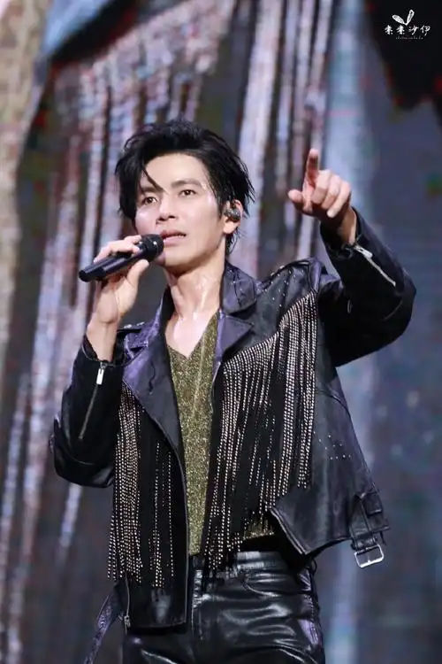 乘坐钟汉良o的时光机