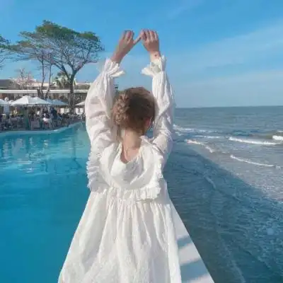 qq头像女背影小清新,女生头像图片-回车桌面