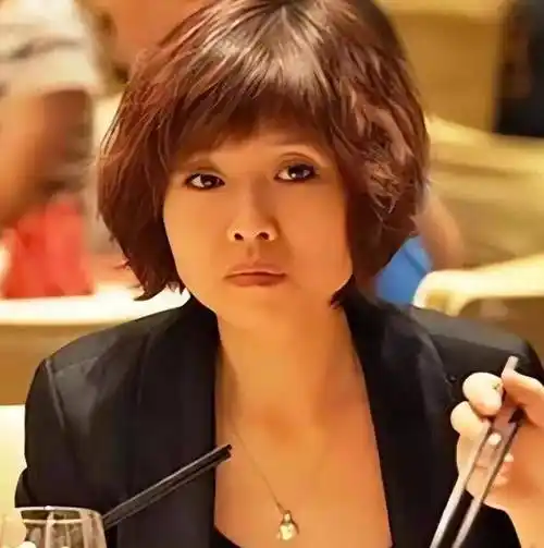 刀郎前妻杨娜:生下女儿40天后跑路,如今刀郎风生水起,她后悔了