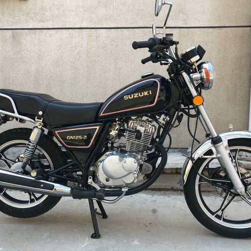 铃木 gn125 小太子 国三 舒适省油 家庭代步专用 男装摩托车