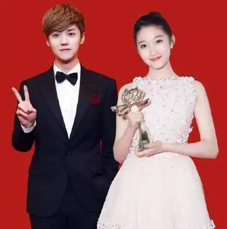 鹿晗庆33岁生日,关晓彤祝福文案暗藏玄机,知情人曝520官宣结婚_事业