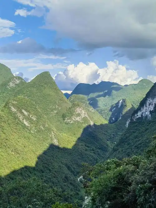 昨日活动:爬山91  理想文案:风景宜人   自由自在 现实 - 抖音
