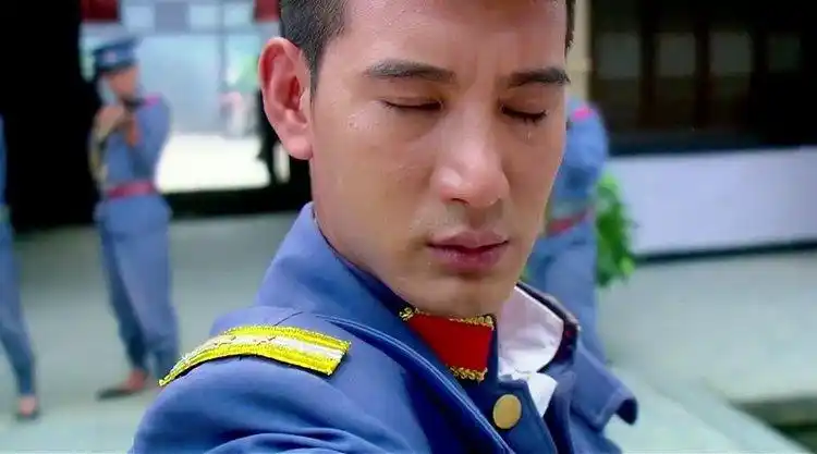 情定三生迟瑞都没想到,向天居然这么绝情,对养父如此狠心