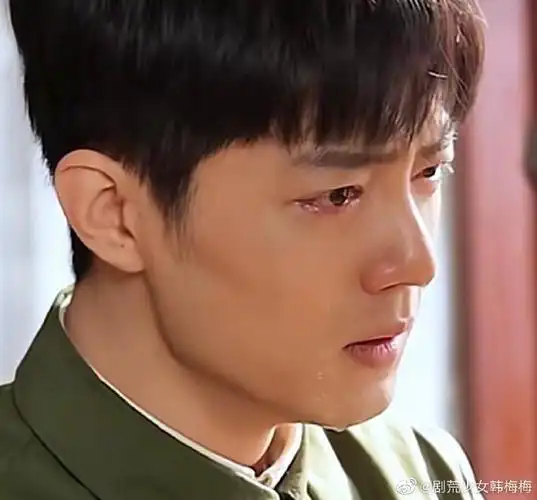 肖战的眼泪像断了线的珍珠