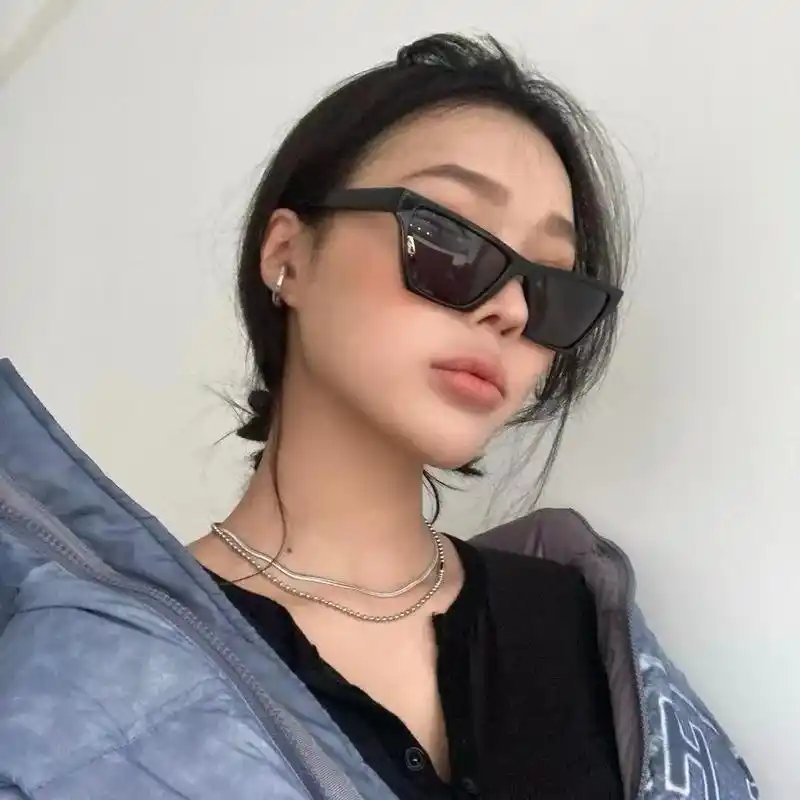 高级冷淡风女生头像#分享照片 #高冷头像 换上就是人家绝绝子 - 抖音