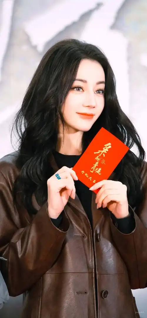 #迪丽热巴聂九罗#