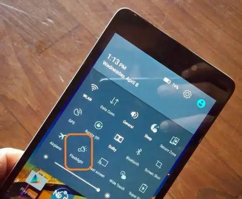 vivox6plus手电筒在哪里打开