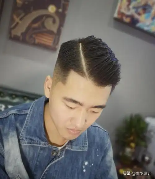 男士时尚短发发型图片推荐(今年流行帅气男士短发发型30款)(16)