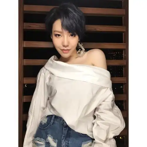 换个发型换张脸?吴莫愁自从剪了短发,美得开挂啦-搜狐