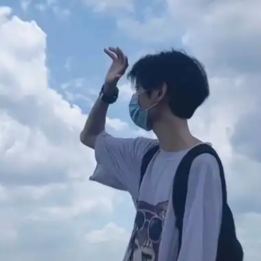 超清戴口罩男生头像清新阳光头像男口罩帅气图片