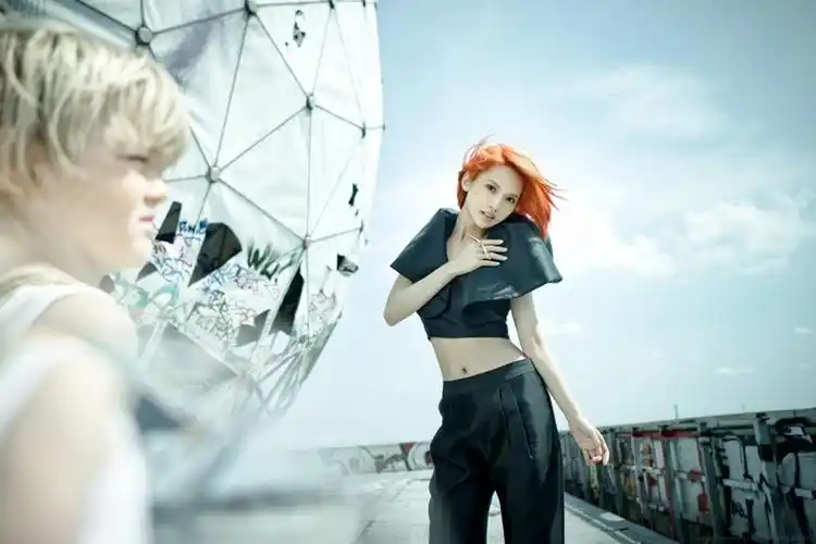 杨丞琳壁纸写真图片-自制480x854壁纸.高清大图-明星写真馆n63.com