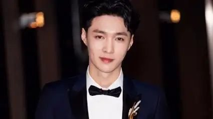 讨论张艺兴是国家话剧院演员,网友质疑特权走后门:临时工没编制37简介