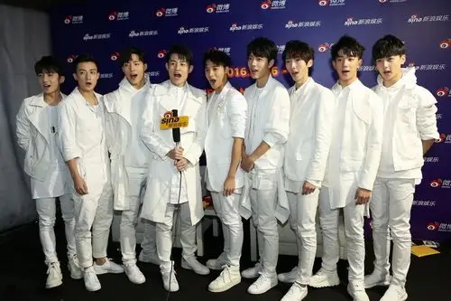 p>x玖少年团,中国内地流行乐男子演唱组合,由 a target="_blank"