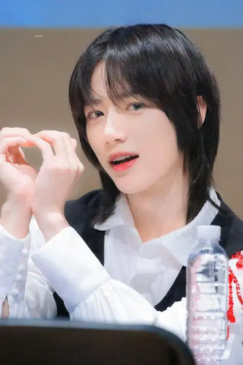 夏日活动07档3崔杋圭的入坑之旅成为组内第一个