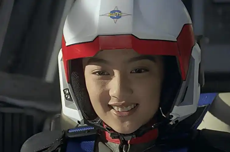 在《戴拿奥特曼》中,超级胜利队的队员,和之前《迪迦奥特曼》中的胜利