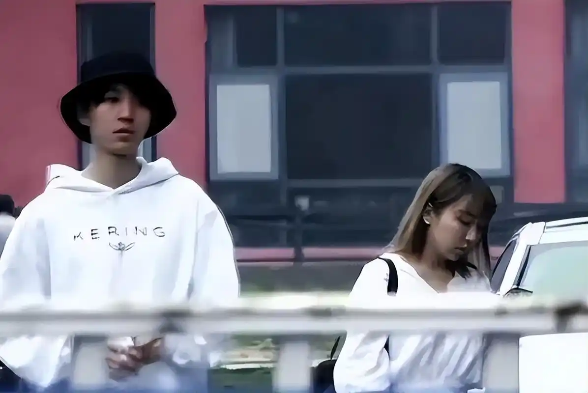 王俊凯疑似是另一个出事顶流,扒一扒他和经纪人杨柳的那些事儿!