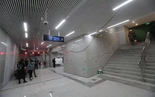 宣武门地铁站新换乘通道年底投用 换乘能力提高一倍
