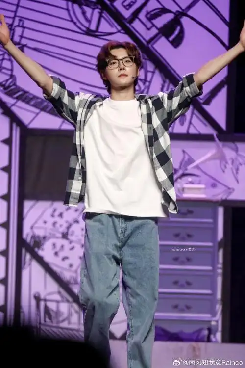 肖宇梁超话xyl#肖宇梁同学会不会#xyl#肖宇梁朱古力