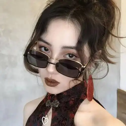 霸气大佬女生头像/眼神杀