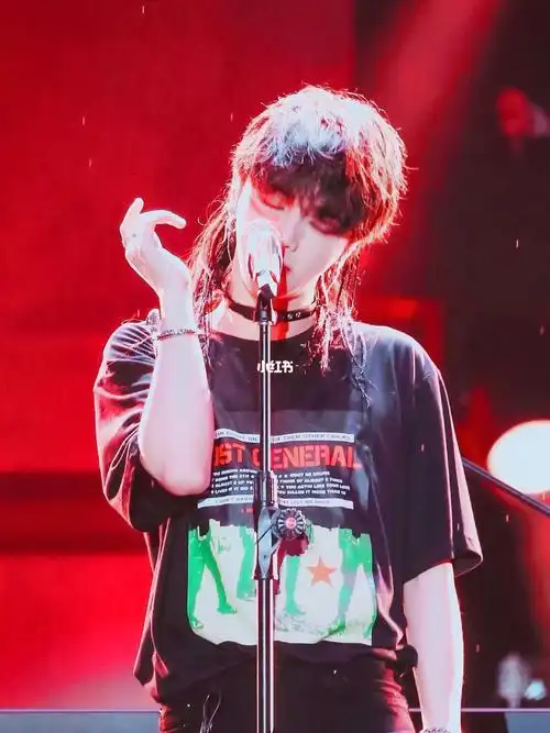 大哥的美图(2)——卷鹅_美图怎么样_华晨宇_娱乐_明星娱乐资讯