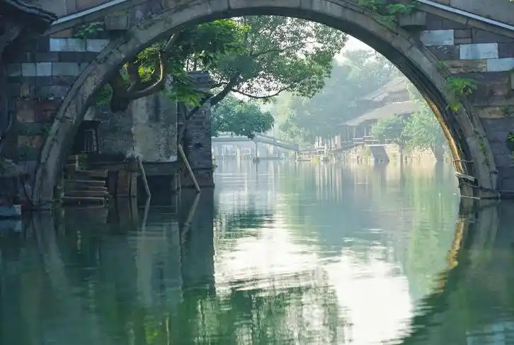 关于江南烟雨的唯美句子_晶羽科技